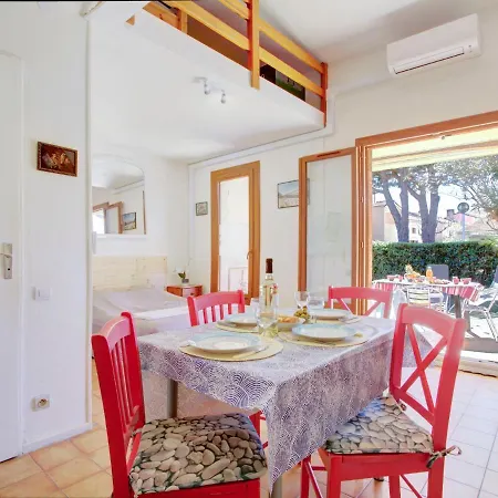بيت للعطل Le Hameau Du Rivage By Interhome *